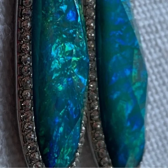 Vintage Gemstone Dangle Earrings - Picture 4 of 8